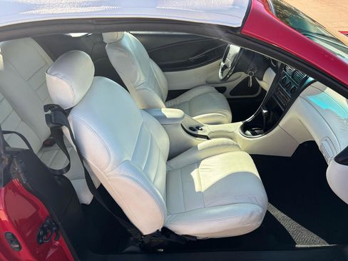 Used 1994 Ford Mustang GT RWD image 38