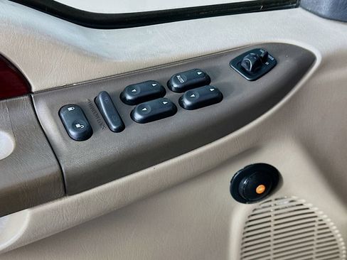 Used 2003 Ford Excursion Limited AWD/4WD image 23