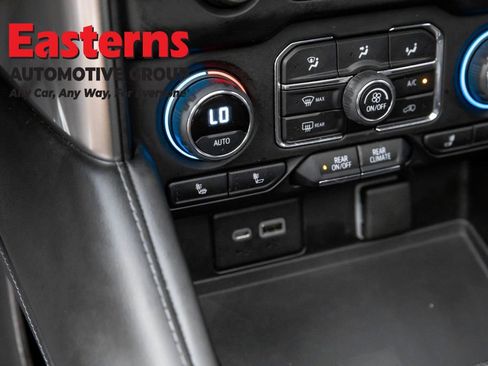 Used 2021 Chevrolet Tahoe Z71 AWD/4WD image 32