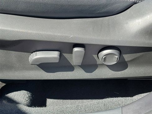 Certified 2023 Subaru Forester Premium image 19