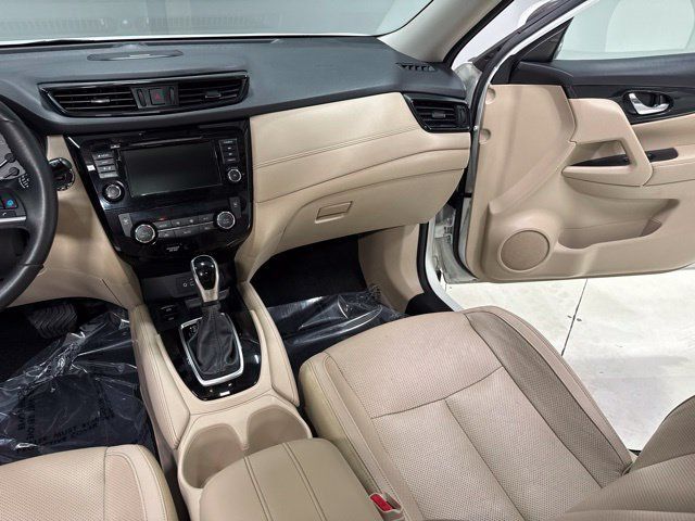 Used 2020 Nissan Rogue SL w/ Premium Package FWD image 24
