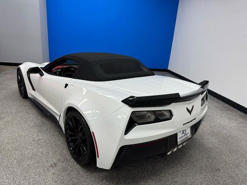 Used 2016 Chevrolet Corvette Z06 w/ 2LZ Preferred Equipment Group RWD image 35