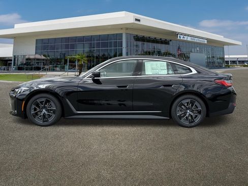 New 2026 BMW i4 eDrive40 w/ Driving Assistance Package RWD image 6