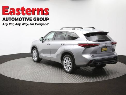 Used 2021 Toyota Highlander Limited AWD/4WD image 69