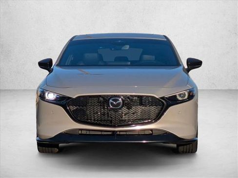 Used 2024 MAZDA MAZDA3 Hatchback w/Premium Plus Pkg image 2