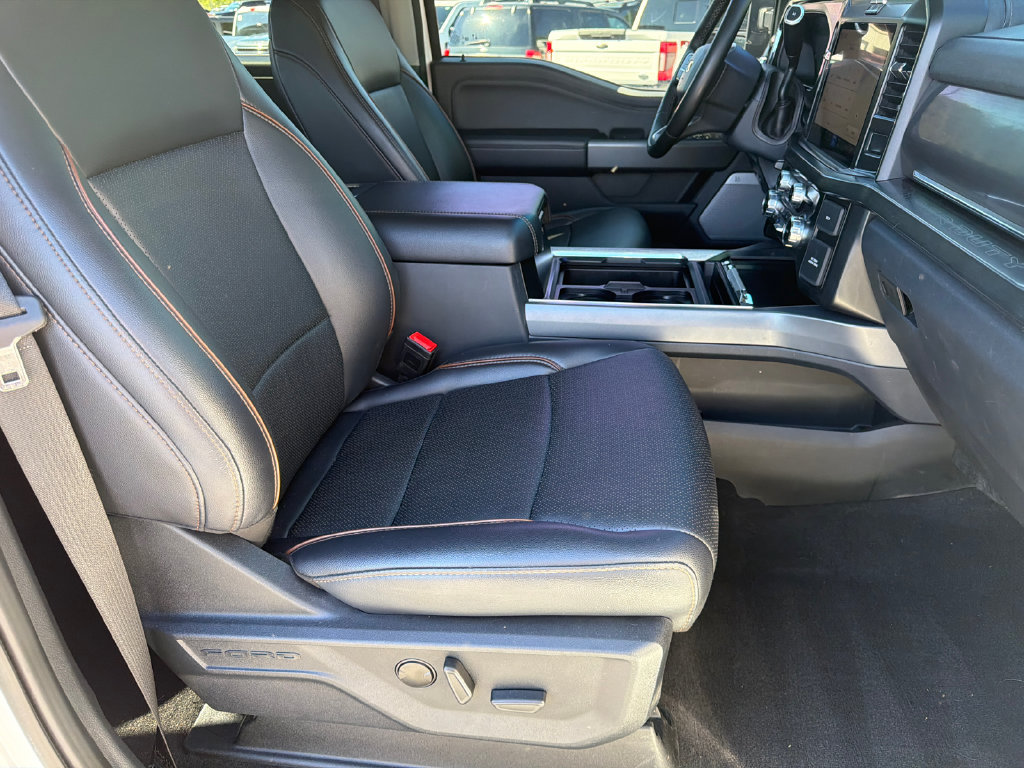 Used 2025 Ford F250 Lariat w/ Chrome Package AWD/4WD image 13