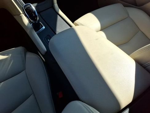 Used 2019 Cadillac XT5 FWD image 21