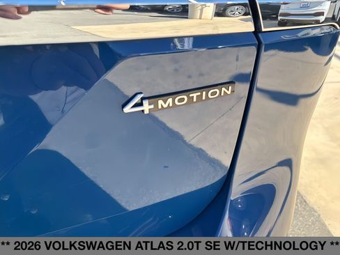 New 2026 Volkswagen Atlas SE image 11