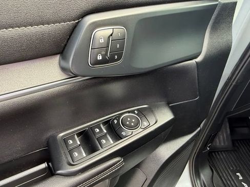 Used 2024 Ford Ranger Lariat w/ FX4 Off-Road Package AWD/4WD image 12