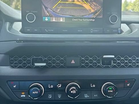 Used 2023 Honda Accord EX image 18