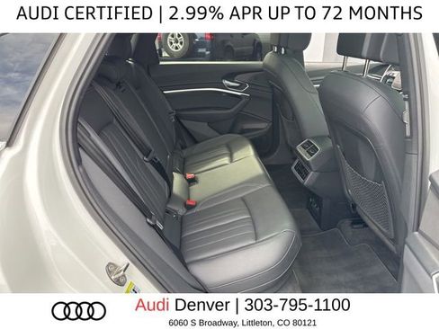 Used 2023 Audi e-tron Premium Plus w/ Premium Plus Package image 18