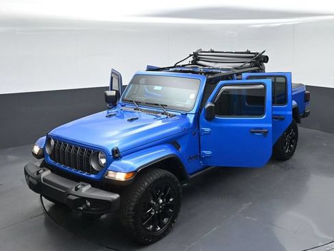 Used 2025 Jeep Gladiator Sport AWD/4WD image 53