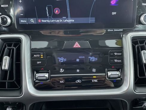 Used 2023 Kia Sorento X-Line EX image 24