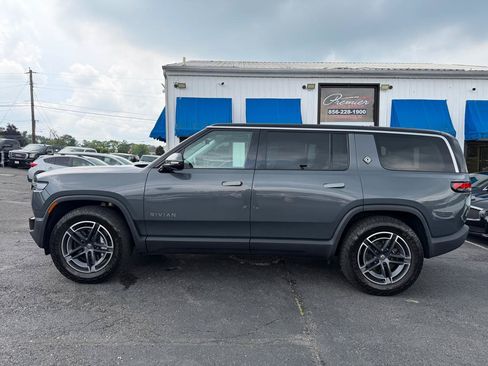 Used 2025 Rivian R1S Adventure AWD/4WD image 8