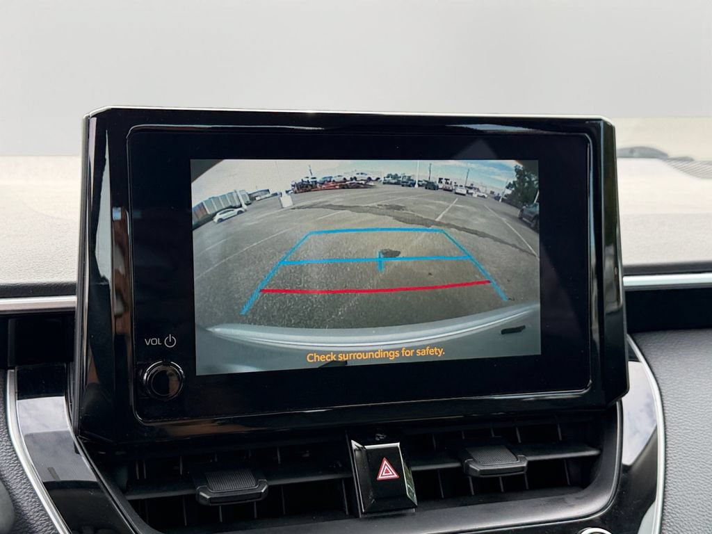 Used 2025 Toyota Corolla LE FWD image 23