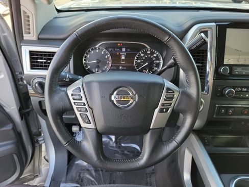 Used 2020 Nissan Titan SV w/ SV Convenience Package image 27
