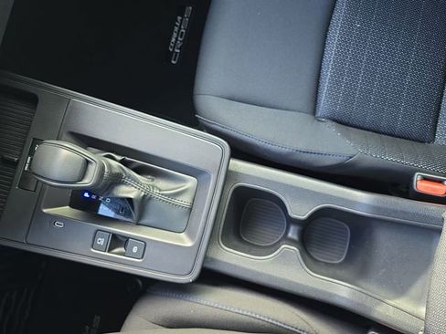 Used 2026 Toyota Corolla Cross SE image 24