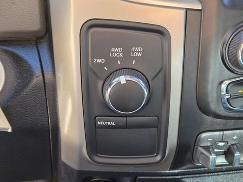 Used 2016 RAM 2500 SLT w/ Snow Chief Group AWD/4WD image 28