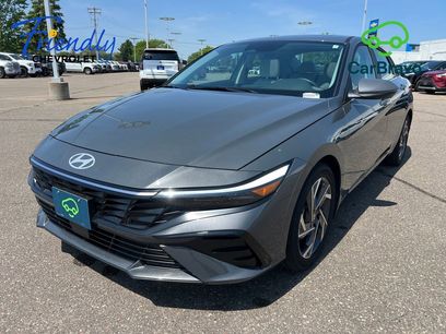 Used 2025 Hyundai Elantra Limited