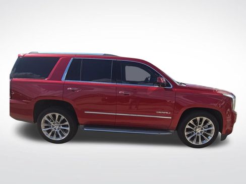Used 2015 GMC Yukon Denali w/ Touring Package RWD image 3