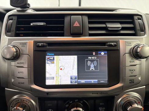 Used 2017 Toyota 4Runner SR5 Premium image 29