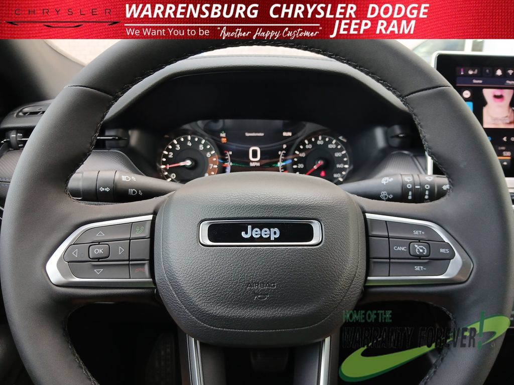 New 2026 Jeep Compass Latitude AWD/4WD image 20