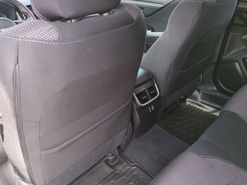 Used 2025 Subaru Outback Premium w/ Popular Package #1A AWD/4WD image 18