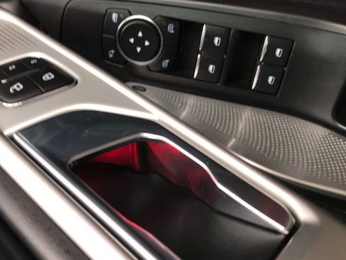 Certified 2020 Ford Explorer Platinum w/ Premium Technology Package image 24