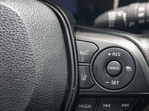 Used 2024 Toyota RAV4 XLE image 22