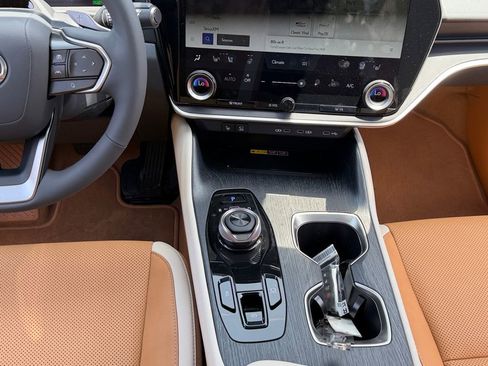 New 2026 Lexus RZ 350e 2WD image 10
