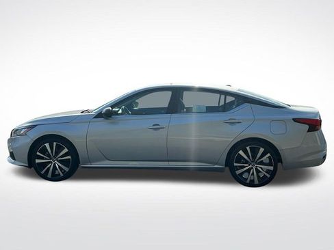 Used 2022 Nissan Altima 2.5 SR image 3