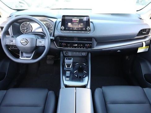 New 2026 Nissan Rogue SV FWD image 24