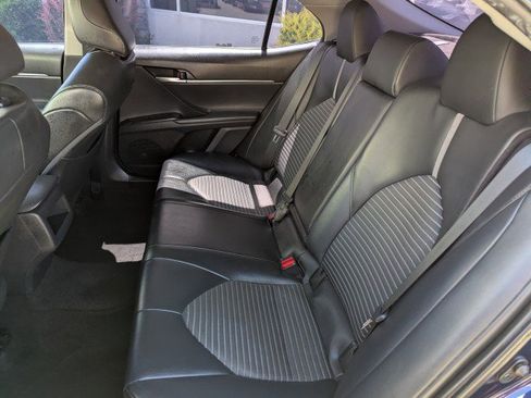 Used 2021 Toyota Camry SE FWD image 26
