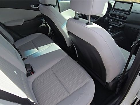 Used 2023 Hyundai Kona SEL w/ Convenience Package image 28