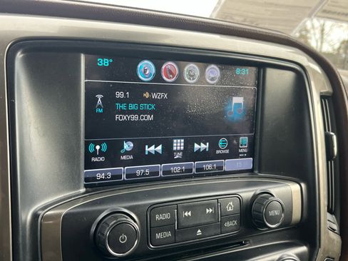 Used 2018 Chevrolet Silverado 1500 High Country image 22