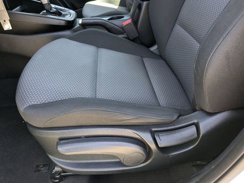 Certified 2023 Kia Soul LX w/ LX Technology Package FWD image 20