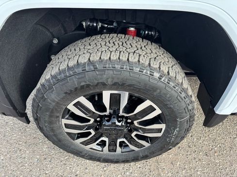 New 2026 GMC Sierra 3500 Denali Ultimate image 12