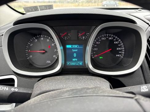 Used 2015 Chevrolet Equinox LT w/ Driver Convenience Package image 25