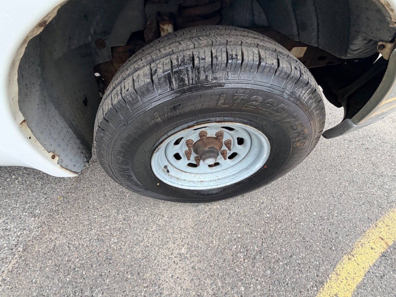 Used 1999 Ford F250 XL RWD image 40