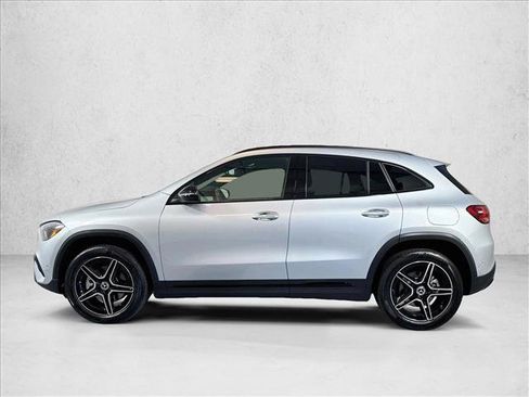 Used 2026 Mercedes-Benz GLA 250 4MATIC image 8