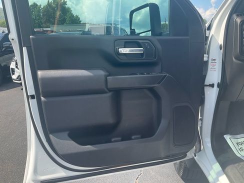 Used 2023 Chevrolet Silverado 2500 Custom w/ Custom Value Package AWD/4WD image 17