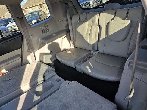 Used 2013 Toyota Highlander Limited image 16