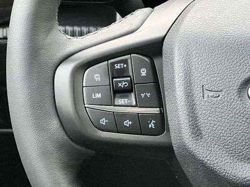 New 2025 Ford Ranger Lariat w/ Black Appearance Package image 30