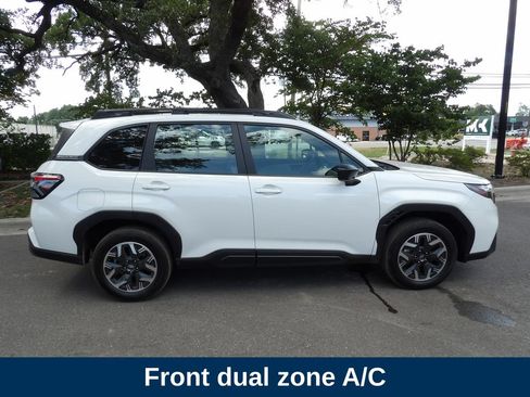 Used 2026 Subaru Forester AWD/4WD image 5