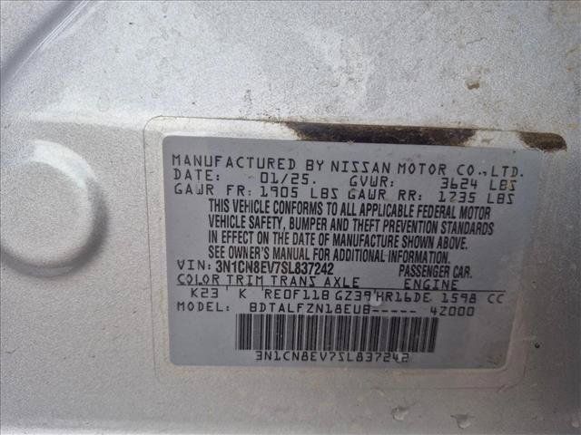 Used 2025 Nissan Versa SV FWD image 16