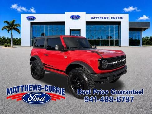 Used 2023 Ford Bronco Wildtrak AWD/4WD image 1
