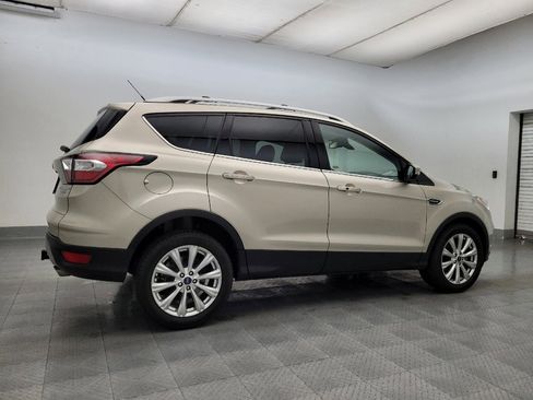 Used 2017 Ford Escape Titanium image 10