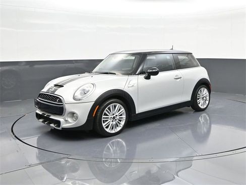 Used 2015 MINI Cooper S image 29