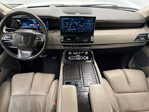 Used 2022 Lincoln Navigator L Reserve image 22