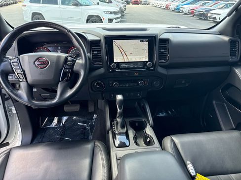 Used 2022 Nissan Frontier PRO-4X AWD/4WD image 15